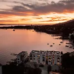 Villa Beachfront Escape Nevera *