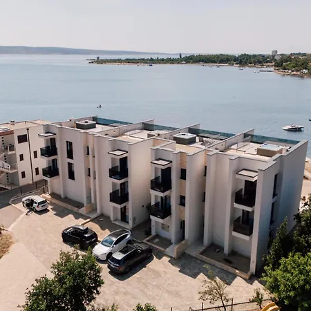 Beachfront Escape Nevera Вилла