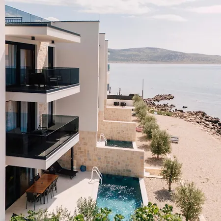 Beachfront Escape Nevera Seline