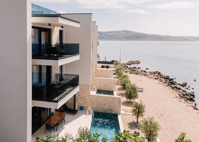 Beachfront Escape Nevera Seline