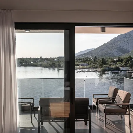 Beachfront Escape Nevera Seline
