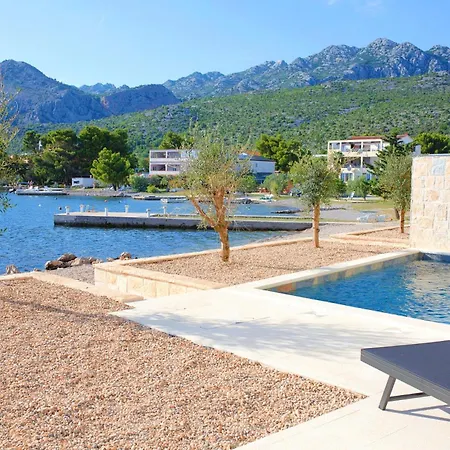 Villa Beachfront Escape Nevera *