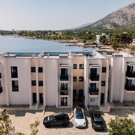 Beachfront Escape Nevera Villa *