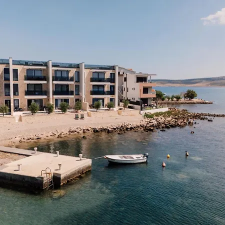 Beachfront Escape Nevera *