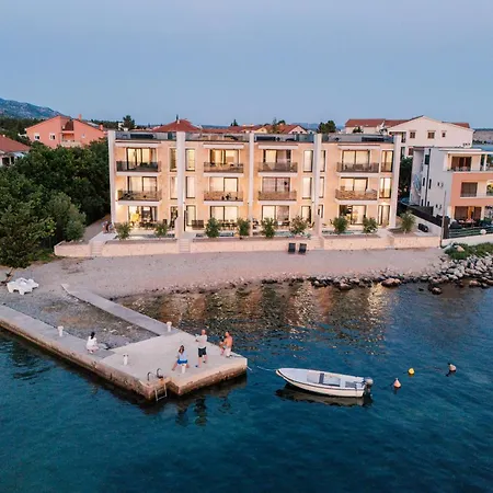 Beachfront Escape Nevera Villa *