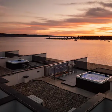 Beachfront Escape Nevera Seline
