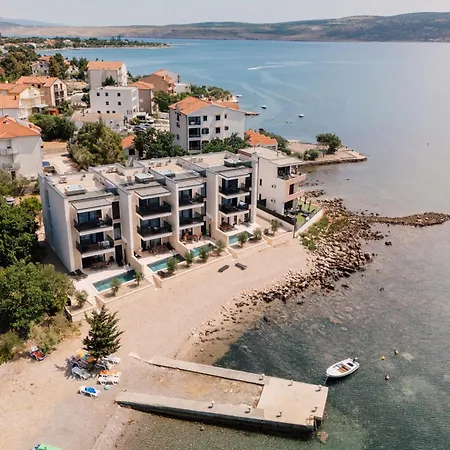 Villa Beachfront Escape Nevera *