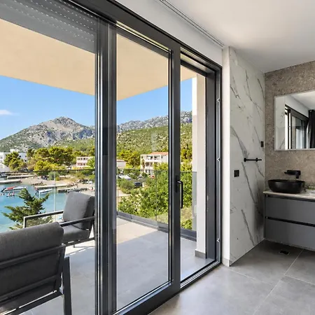 Beachfront Escape Nevera Seline