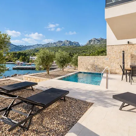 Villa Beachfront Escape Nevera Seline