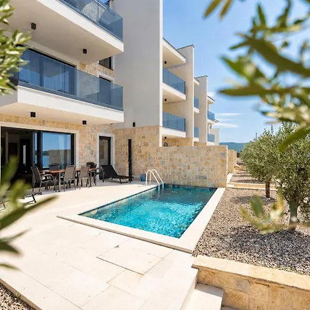 Villa Beachfront Escape Nevera