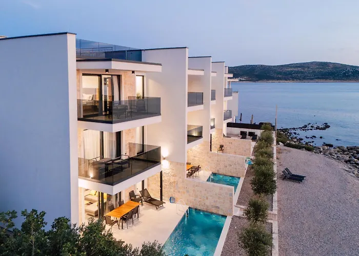 Villa Beachfront Escape Nevera