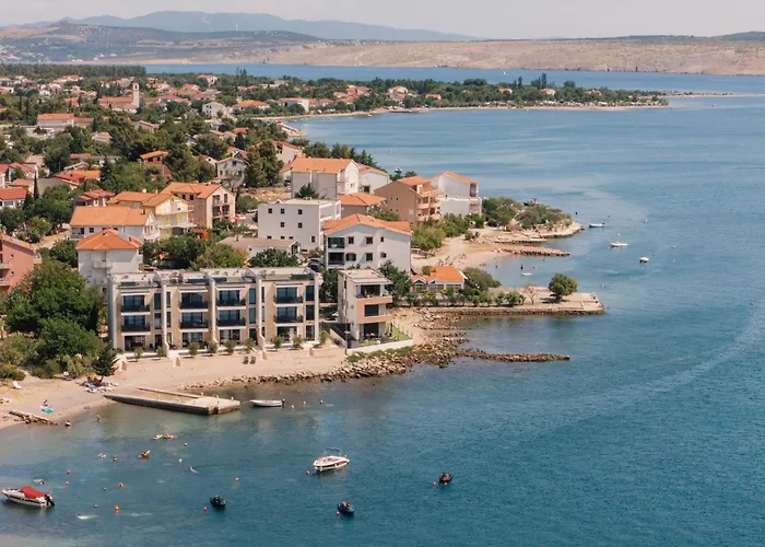 Beachfront Escape Nevera