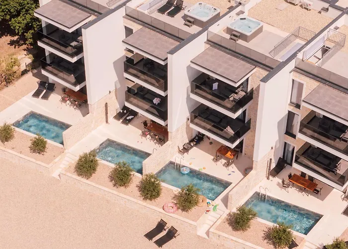 Beachfront Escape Nevera Villa