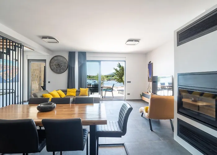 Villa Beachfront Escape Nevera *